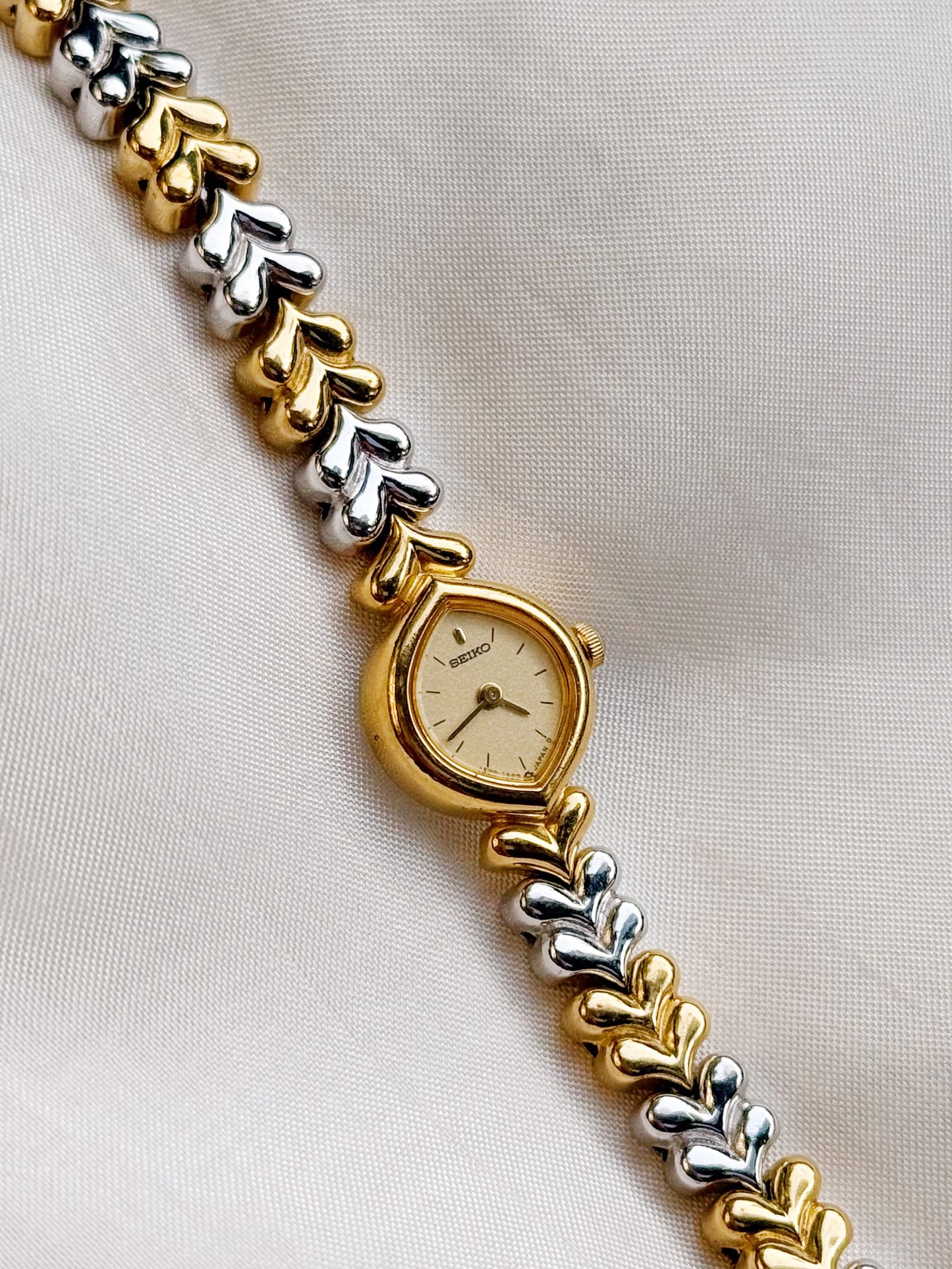 Vintage Seiko Petite Dial Two Tone watch