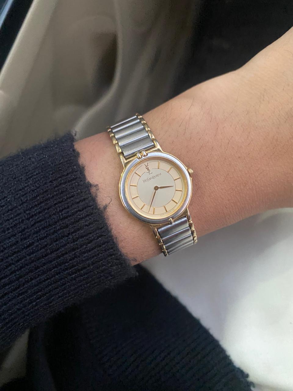 women watch